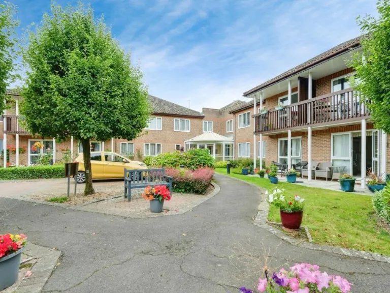 property Compatible Images}