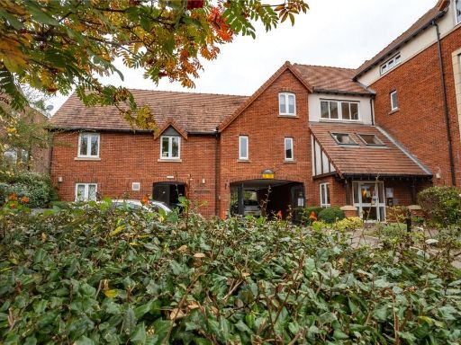 Similar property image