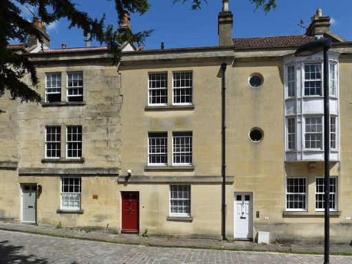 Similar property image