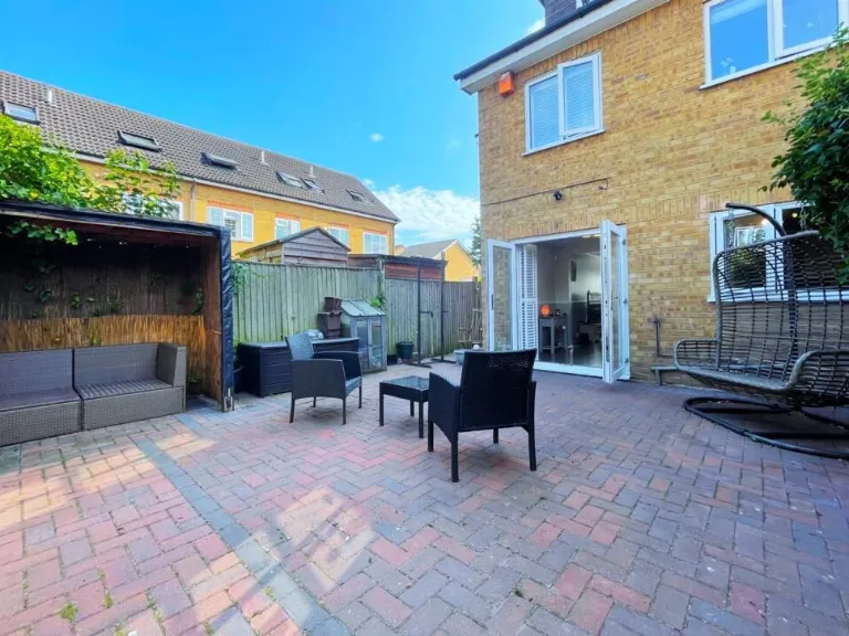 property Compatible Images}