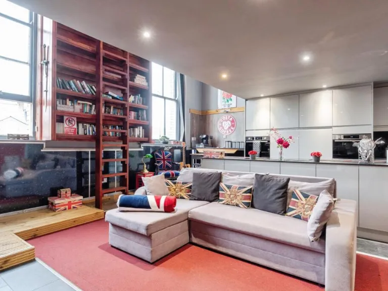 property Compatible Images}