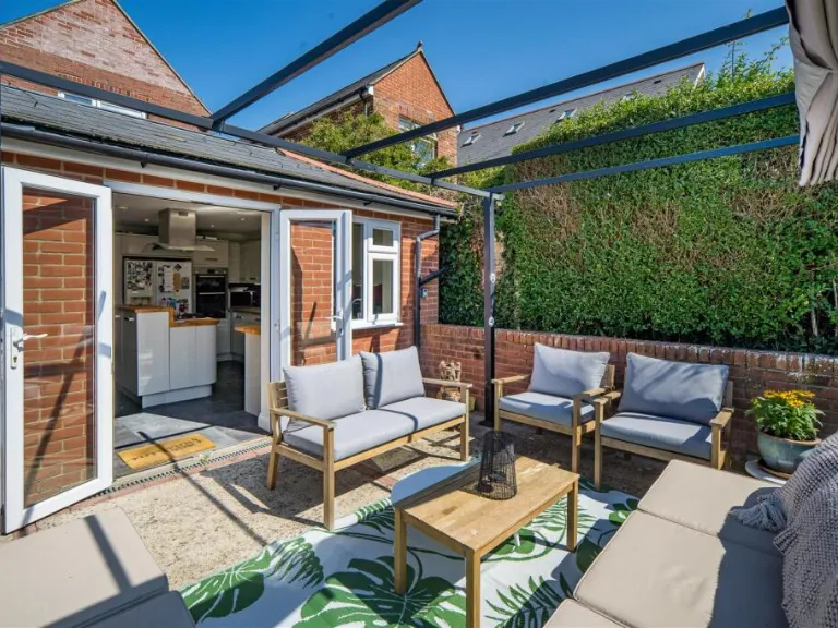 property Compatible Images}