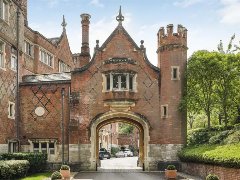 property Compatible Images}