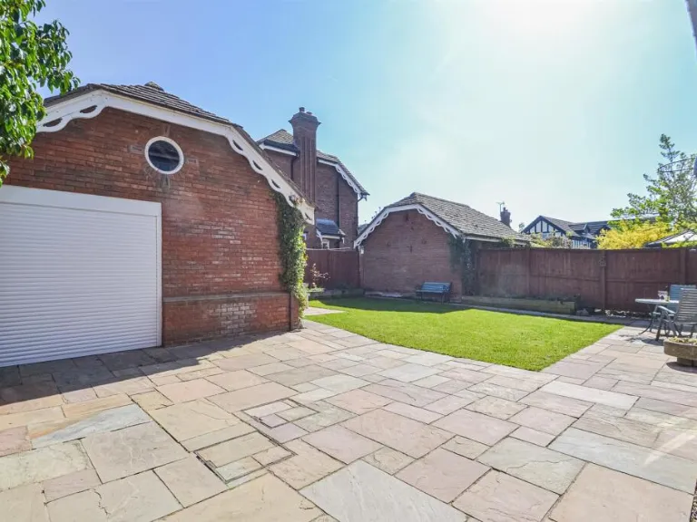 property Compatible Images}