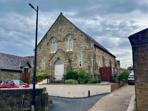 Similar property image