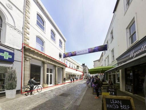 Similar property image