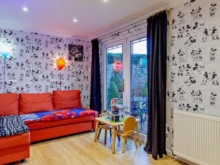property Compatible Images}