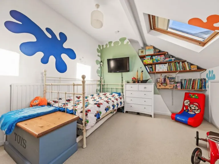 property Compatible Images}