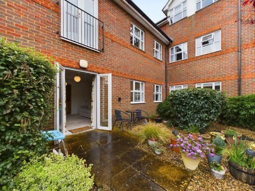 Similar property image