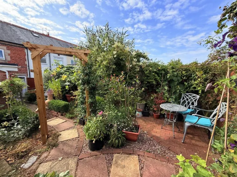 property Compatible Images}