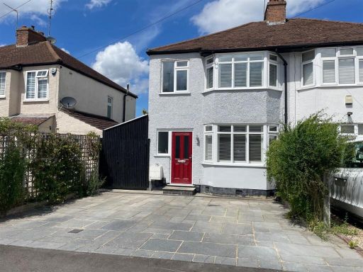 Similar property image
