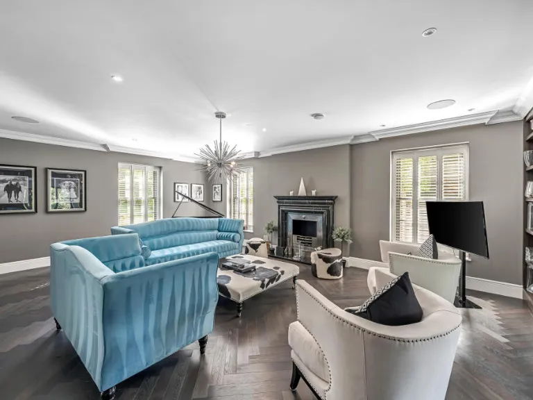 property Compatible Images}