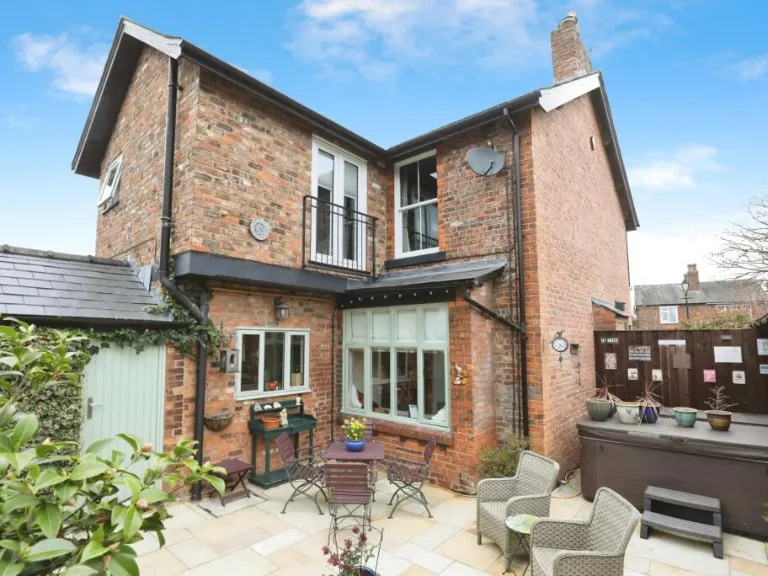 property Compatible Images}