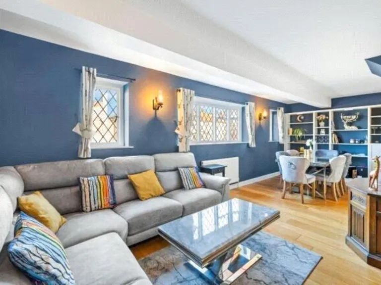 property Compatible Images}