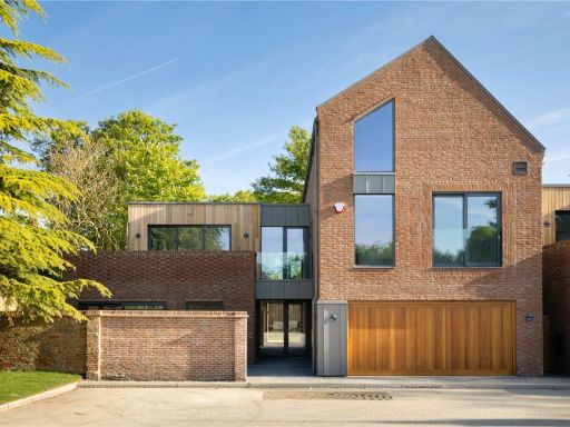 Similar property image