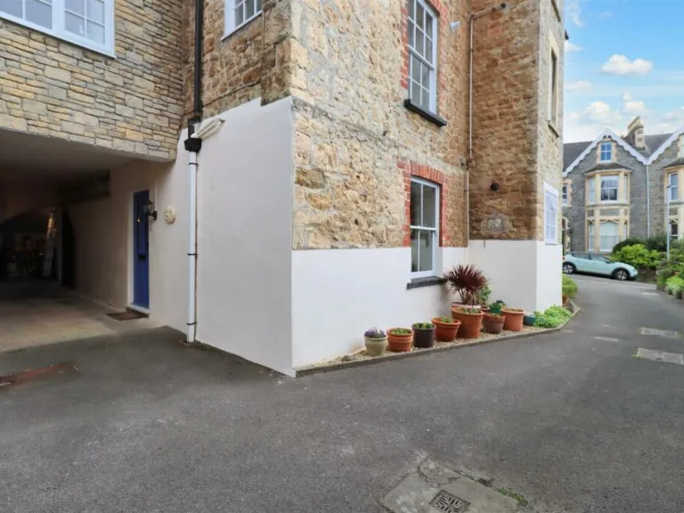 property Compatible Images}