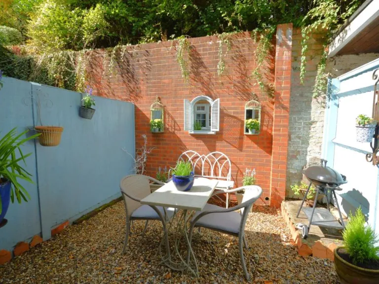 property Compatible Images}