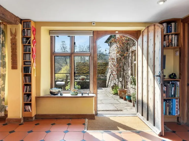property Compatible Images}