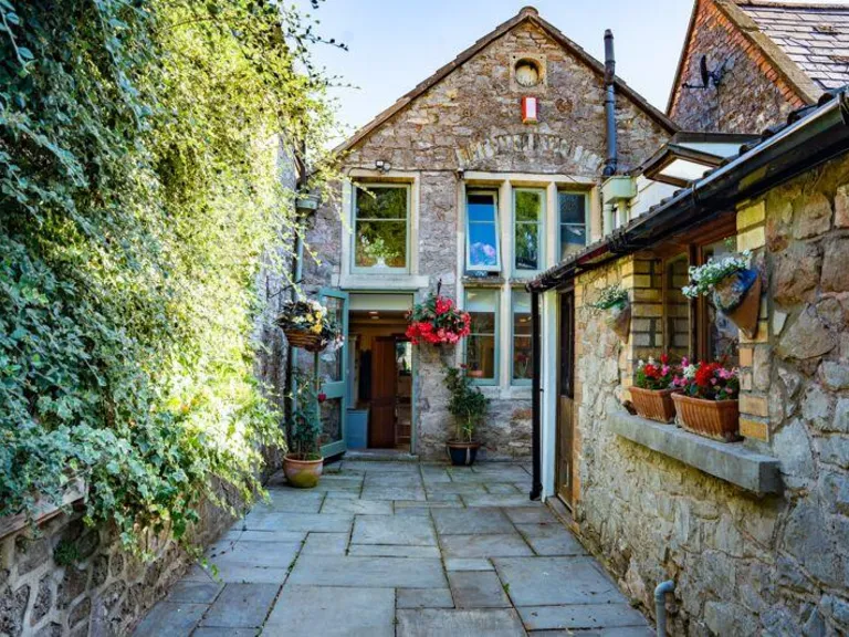 property Compatible Images}