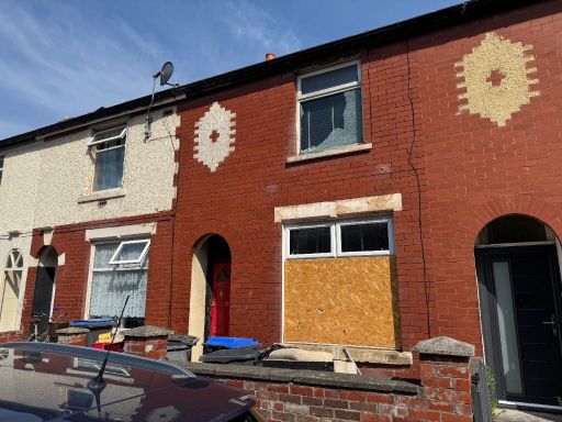 Similar property image