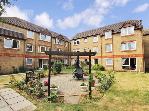 Similar property image