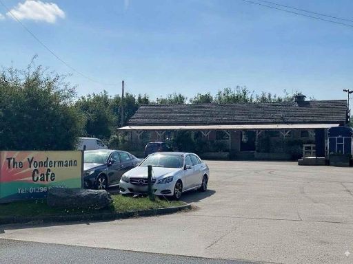 Similar property image