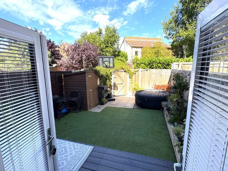 property Compatible Images}