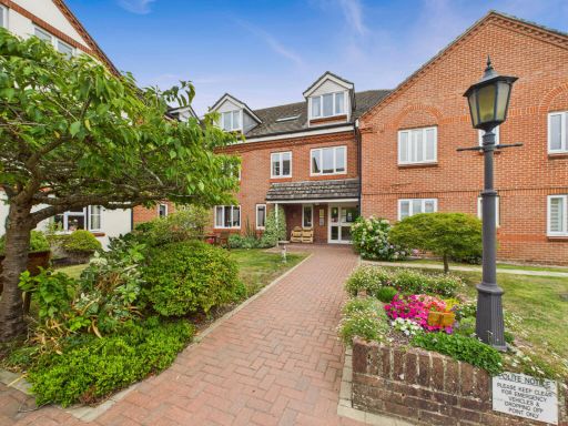 Similar property image