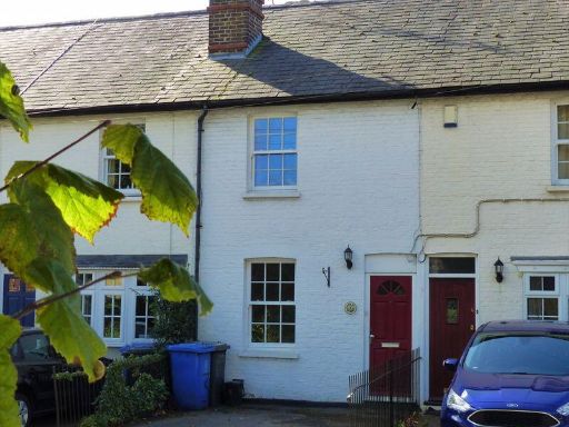 Similar property image