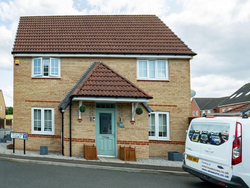 Similar property image