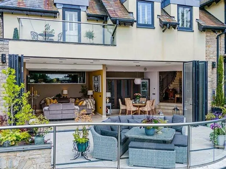 property Compatible Images}