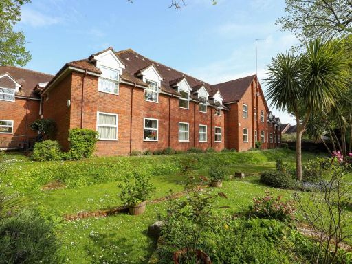 Similar property image