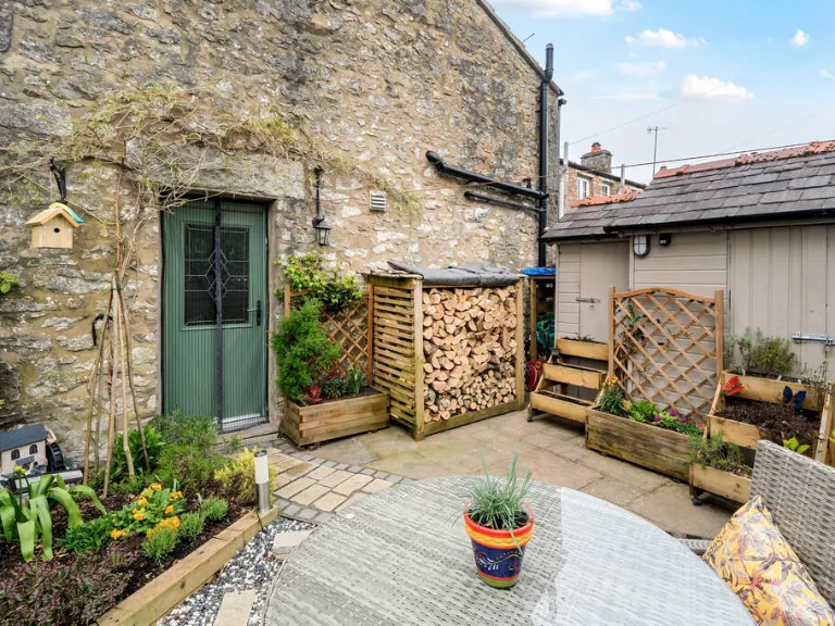 property Compatible Images}