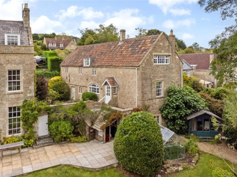 property Compatible Images}