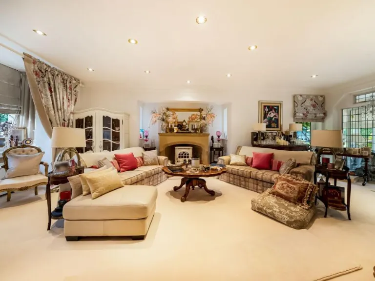 property Compatible Images}