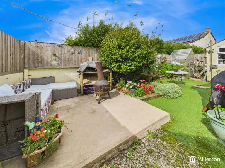 property Compatible Images}