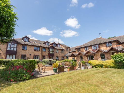 Similar property image