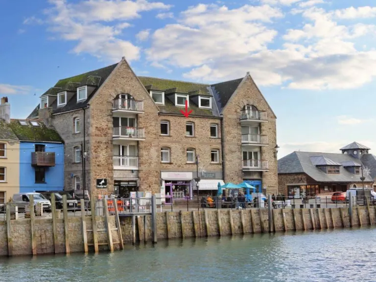 property Compatible Images}