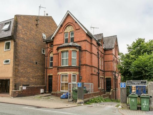 Similar property image