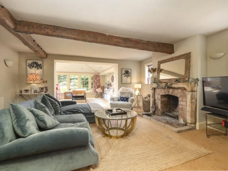 property Compatible Images}
