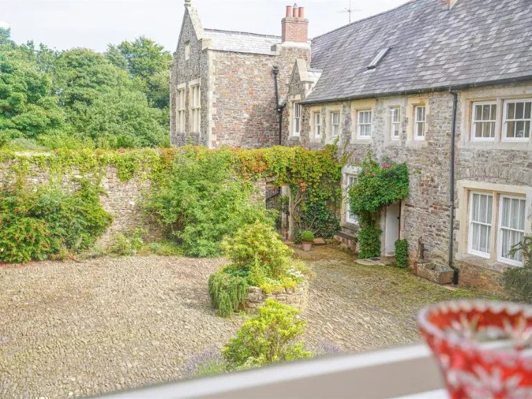 property Compatible Images}