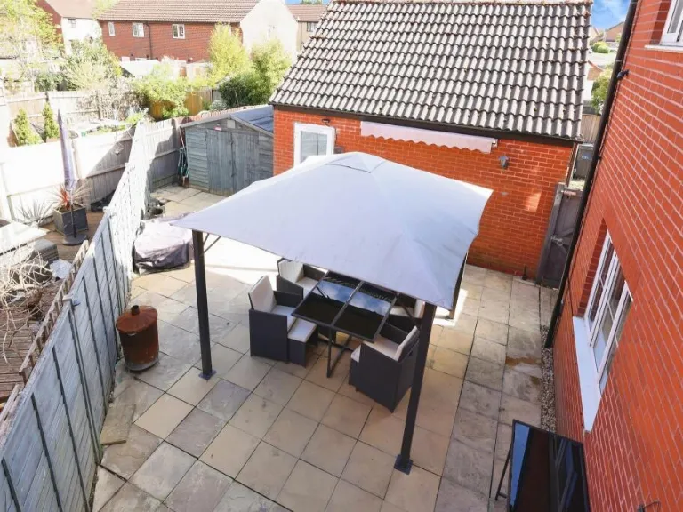 property Compatible Images}