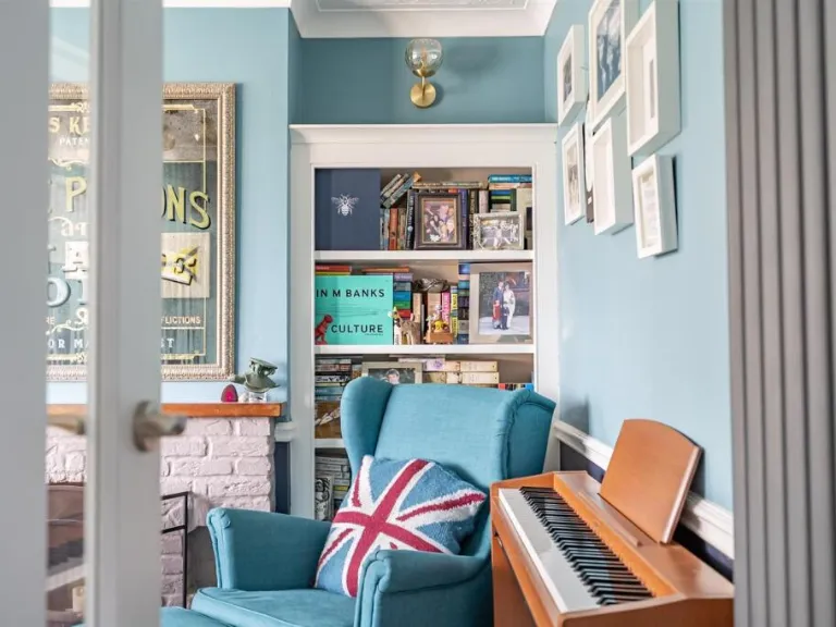 property Compatible Images}