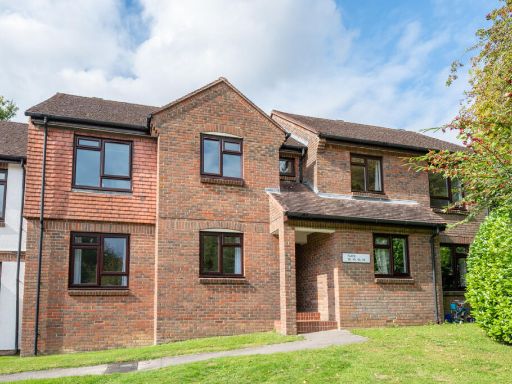 Similar property image