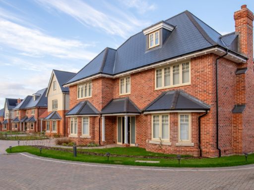 Similar property image