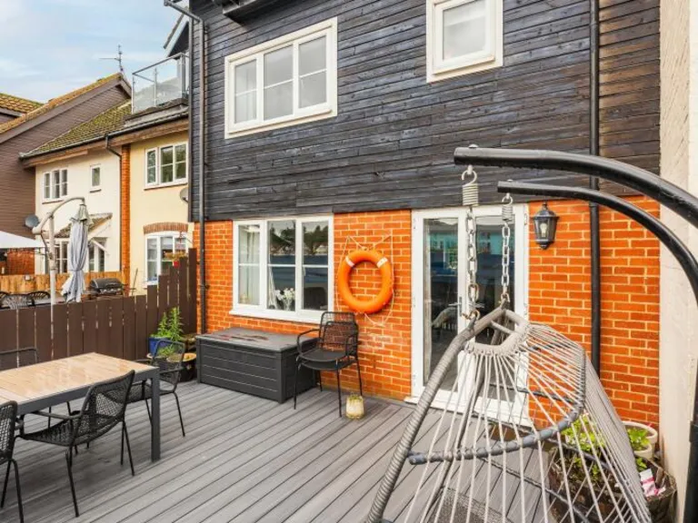 property Compatible Images}