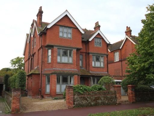 Similar property image