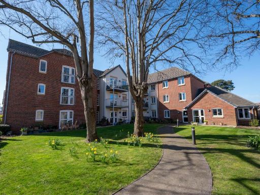 Similar property image