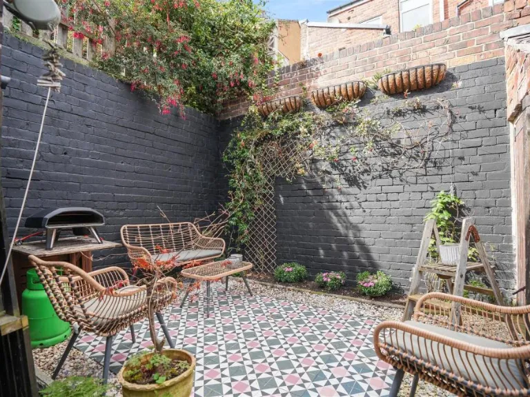 property Compatible Images}