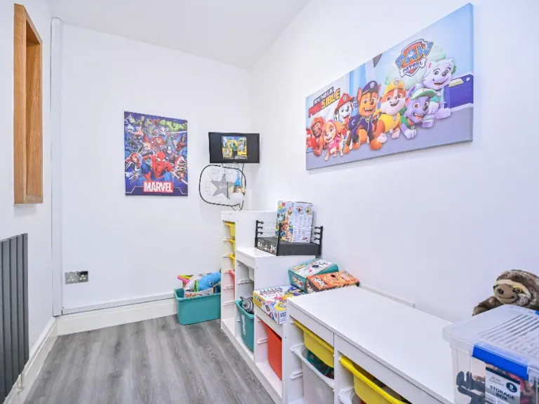 property Compatible Images}